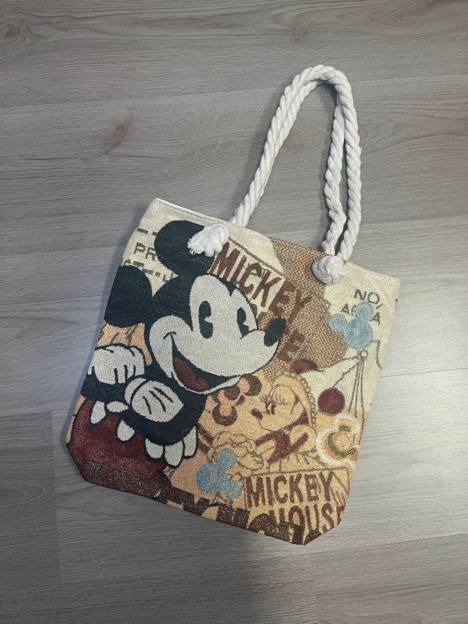 Tas