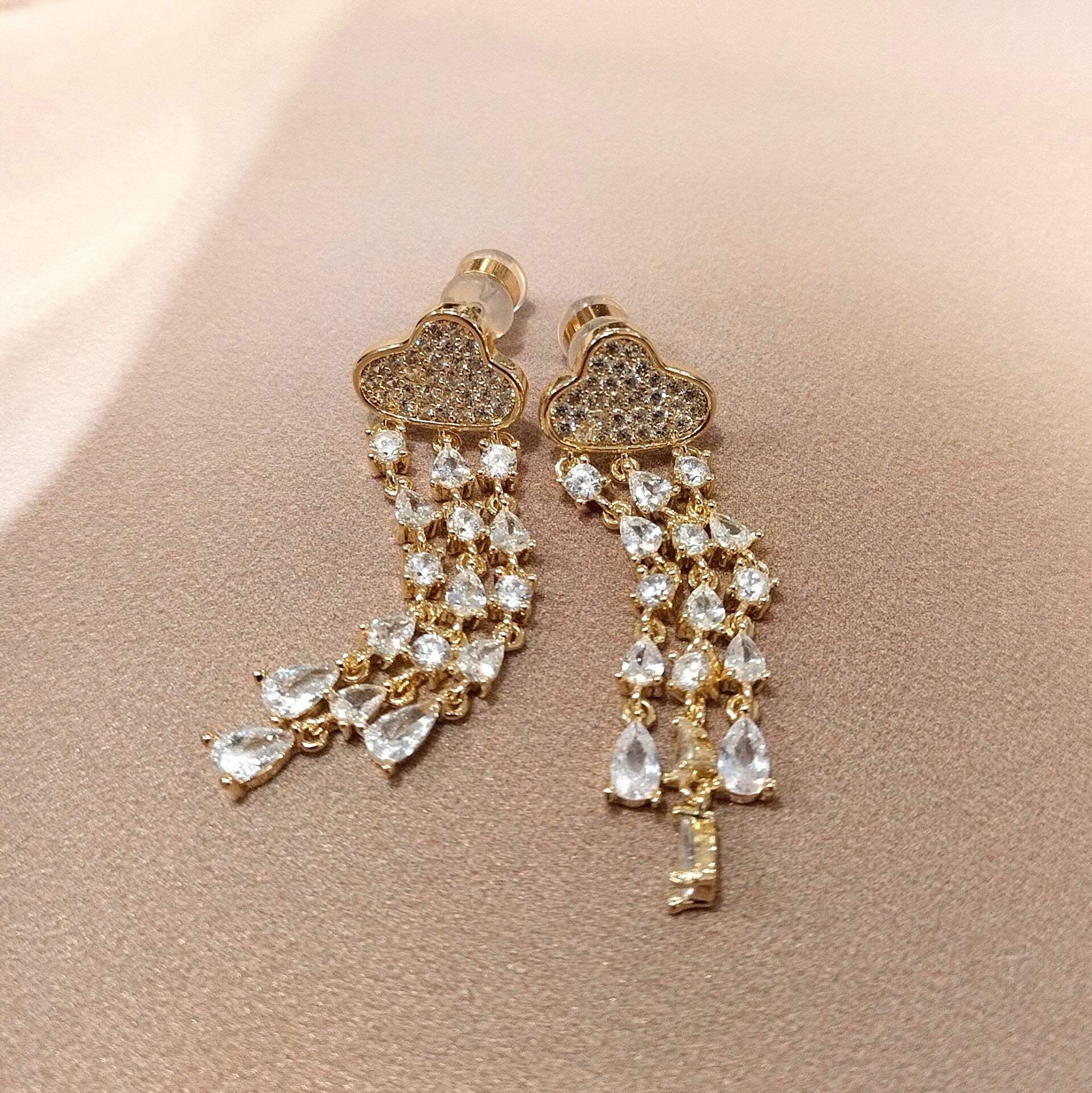 Carmen Lorenza oorbellen Cloudy