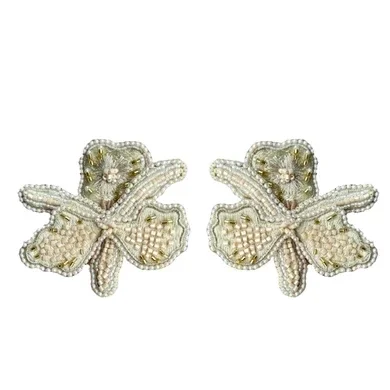 Paulie Pocket oorbellen Statement Flower - Beige