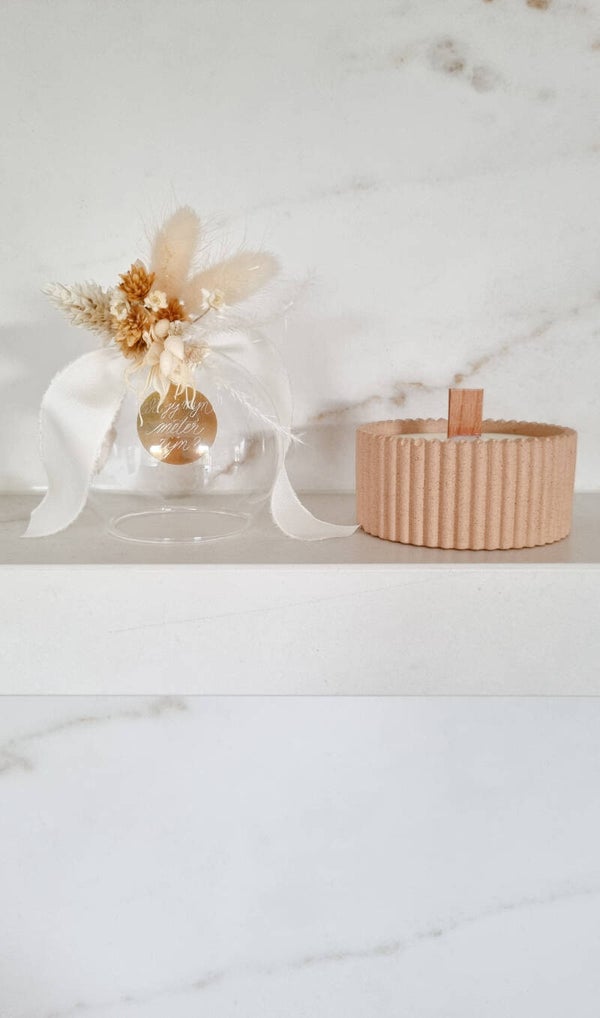 Christmas giftbox kerstbal