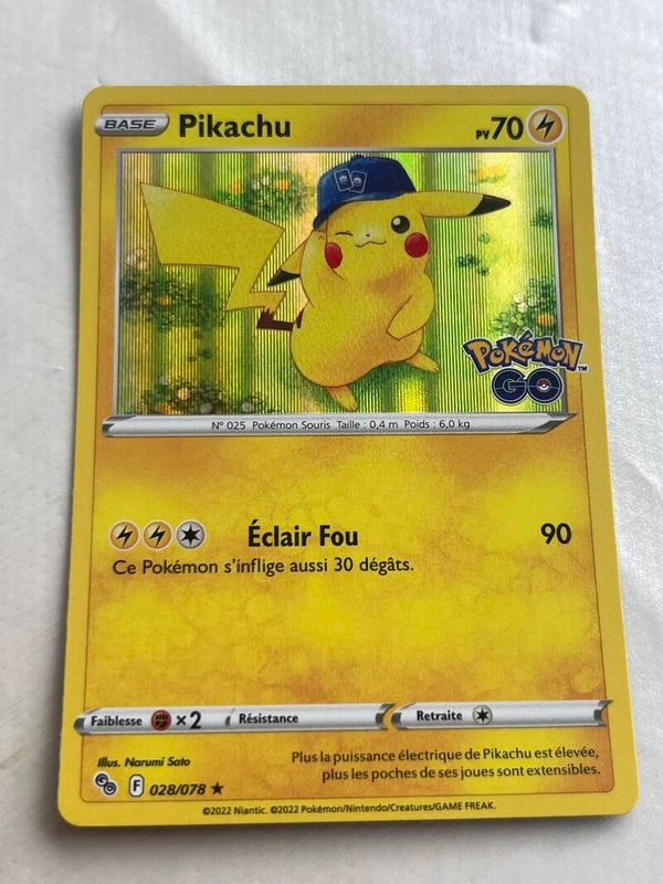 CARTE POKÉMON PIKACHU HOLO SÉRIE POGO