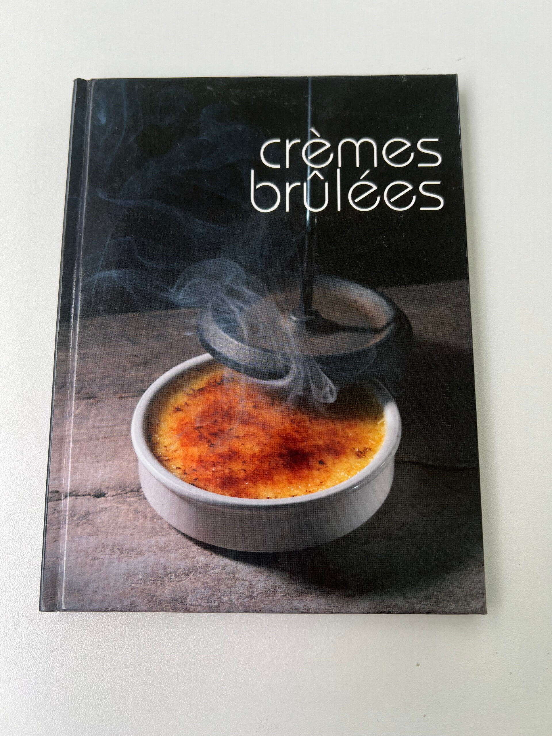 LIVRE crèmes brûlées