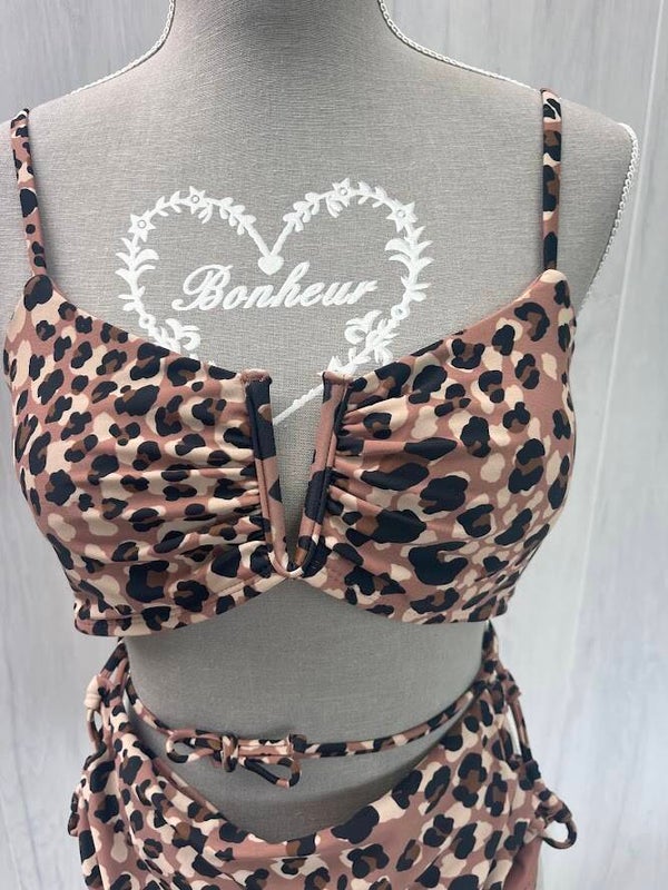 MAILLOT DE BAIN 2 PIECES NEUF LEOPARD