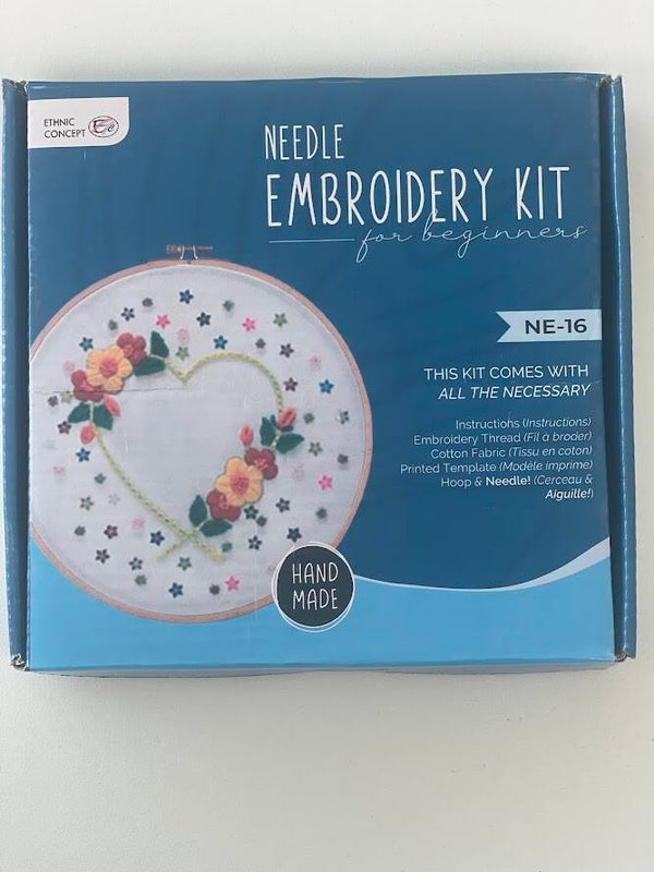 set de broderie differents modeles