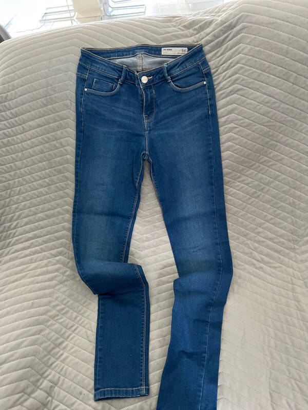 JEAN ZARA  NEUF DEGRIFFE T36