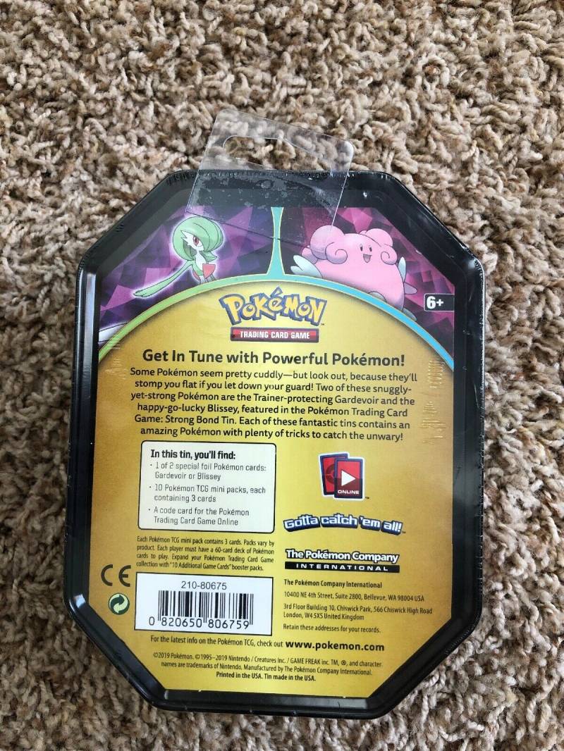 Dollar General / Tree Exclusive Gardevoir / Blissey Strong Bond Tins Revealed