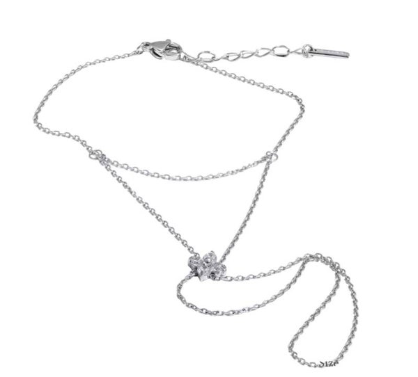 Summer breeze hand chain silver