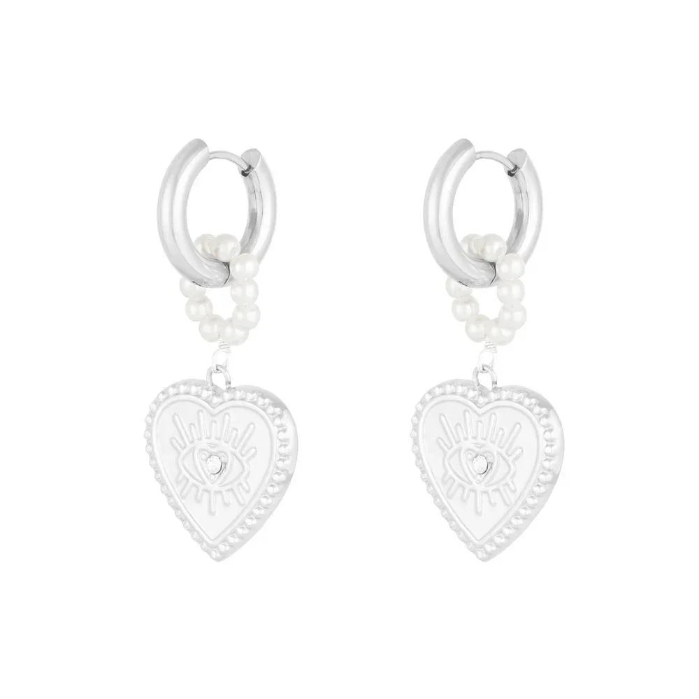 Charming heart earrings silver