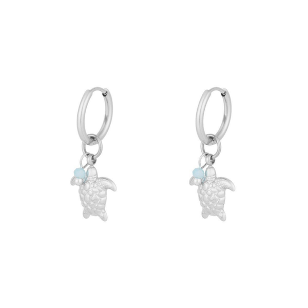 Turtle lovin’ earrings silver