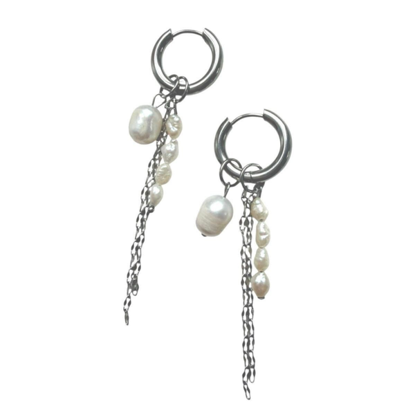 I NEED THEM pearl earrings silver