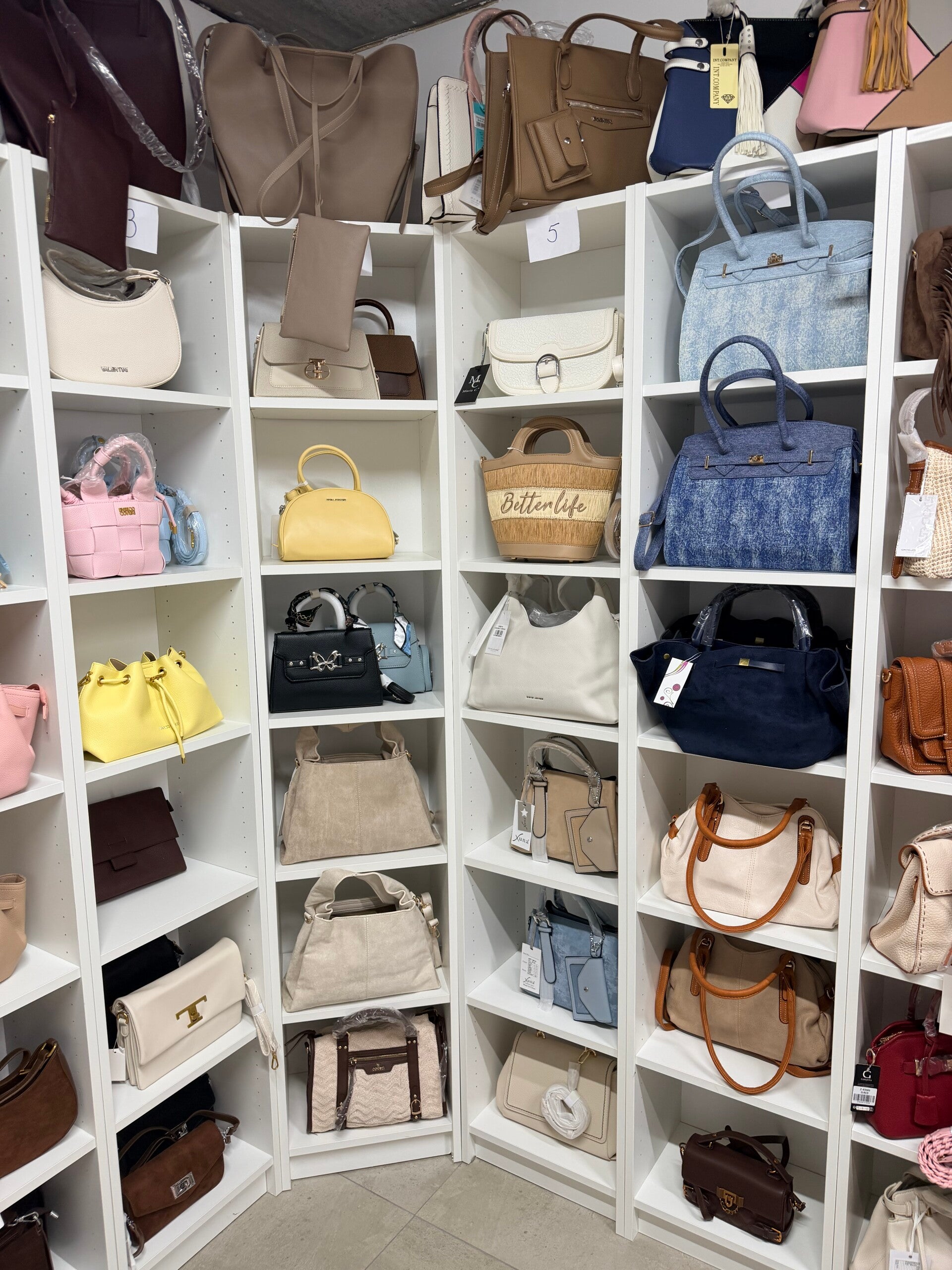 TASSEN SAMPLE SALE 2e TAS