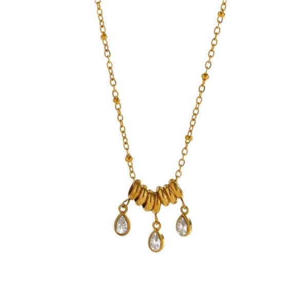 Elegant Novi Necklace
