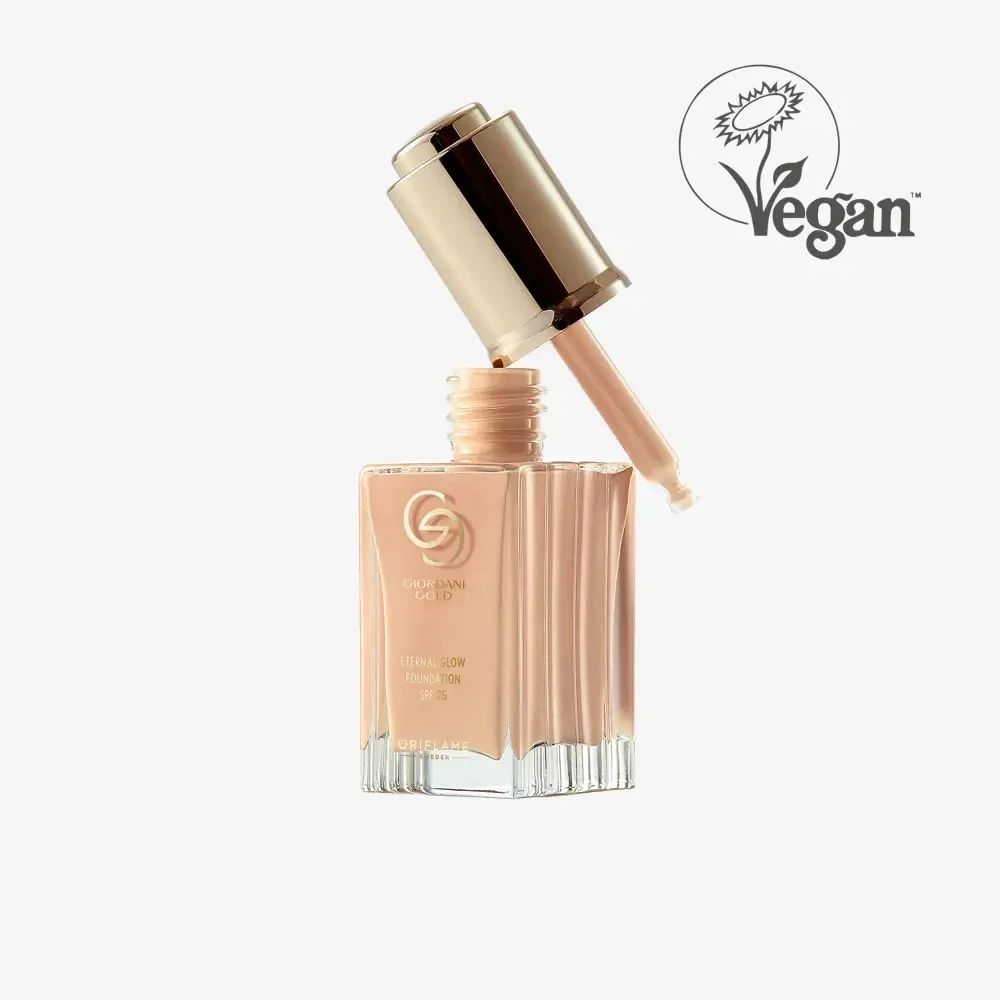 Giordani Gold Eternal Glow Foundation SPF 25 43244