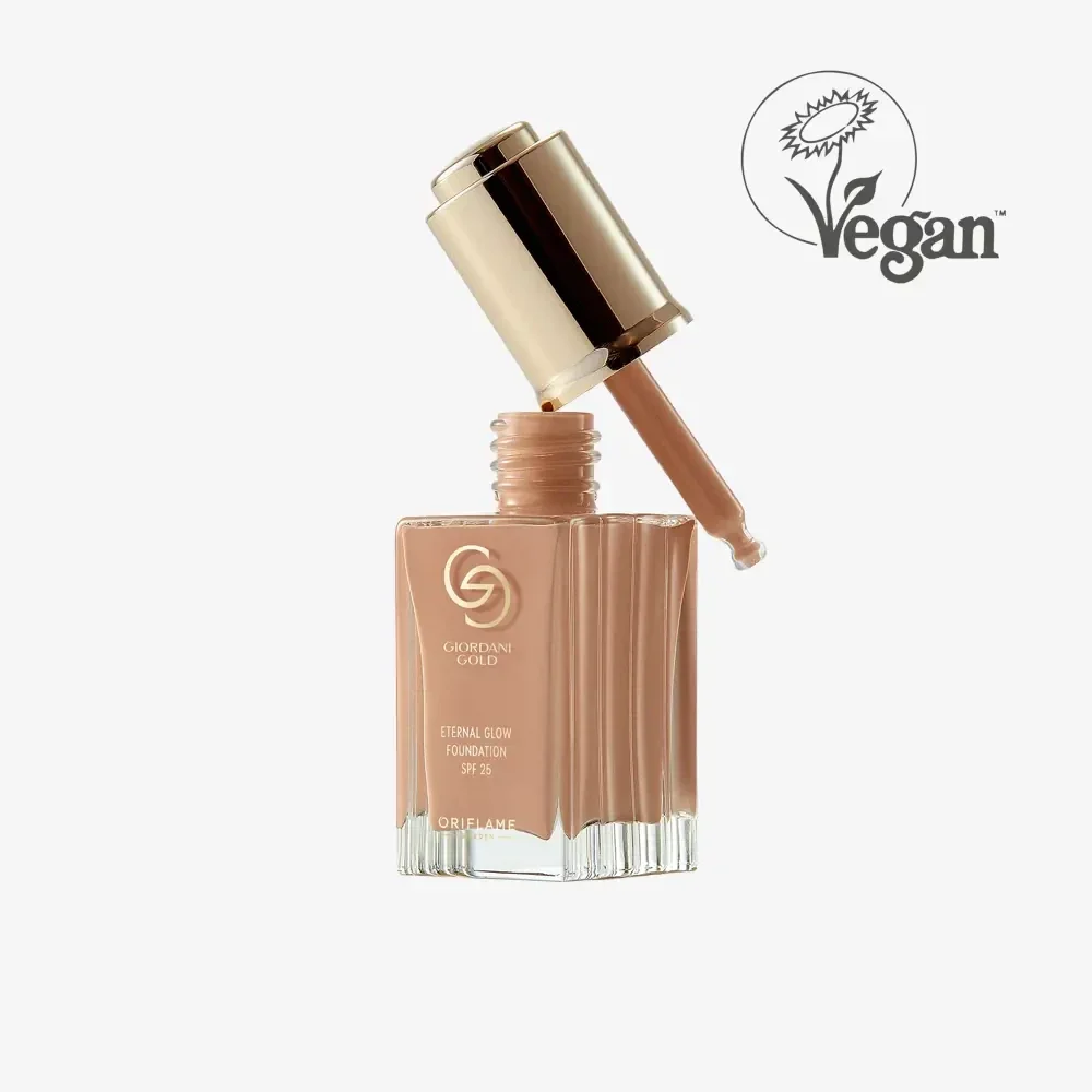Giordani Gold Eternal Glow Foundation SPF 25 43248