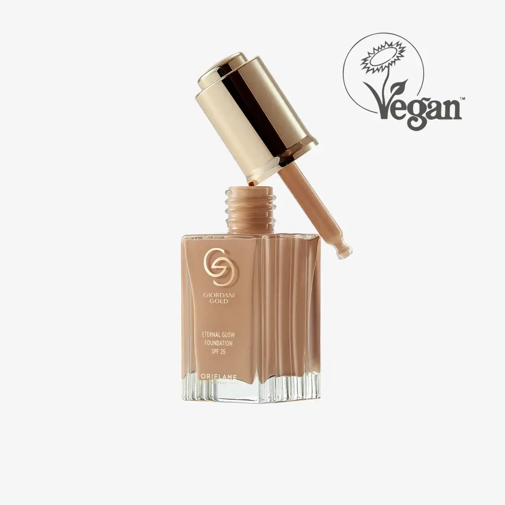 Giordani Gold Eternal Glow Foundation SPF 25 43249