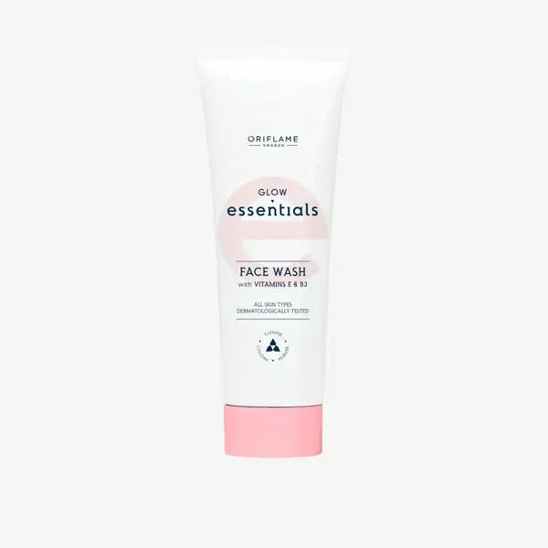 Essentials Glow Essentials Face Wash with Vitamins E & B3 43908