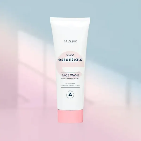 Essentials Glow Essentials Hand Cream with Vitamins E & B3 44484
