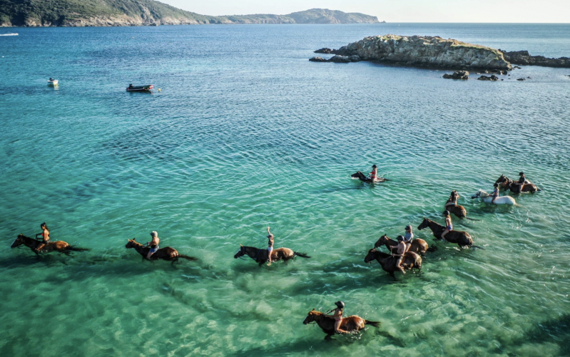 Ballade à cheval à Santa Giulia