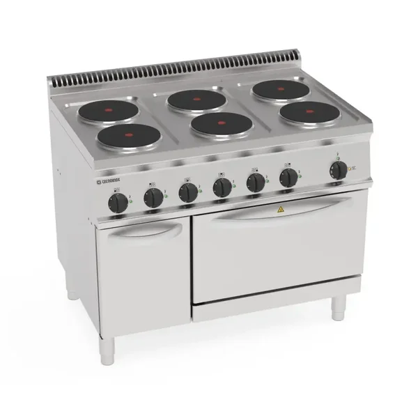 • Cucina elettrica da 105 cm con 6 piastre tonde in ghisa diametro 22 cm su forno elettrico a convezione GN 1/1 e vano con porta da 35 cm. • Piano di lavoro stampato con angoli arrotondati per evitare traboccamenti e per la massima igiene e facilità di pu