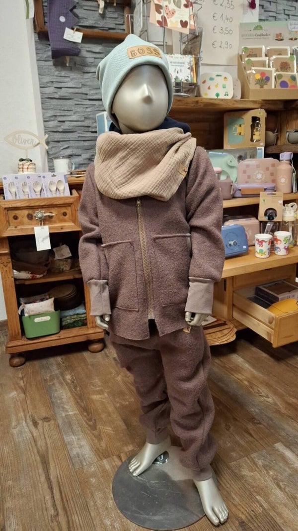 Set Jacke und Hose aus Wollwalk