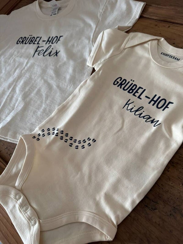 Personalisiertes Geschwister Set aus Kindershirt und Babybody