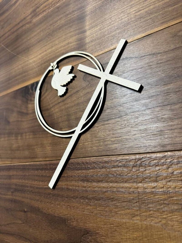 Caketopper aus Holz zur Taufe mit Kreuz