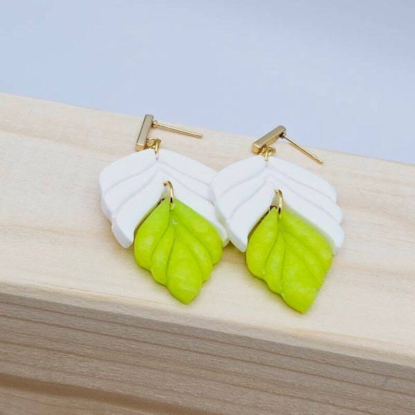 Boho-Blattohrring Weiß/NEON-GRÜN & Gold