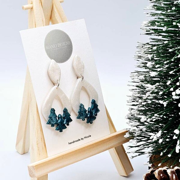 Weihnachtsohrring mit Tannenbäumen