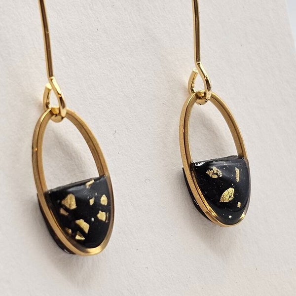 Ovale Ohrringe Schwarz/Gold