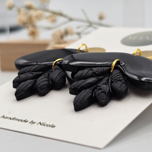 Ohrring "Ellie" in Schwarz/Gold