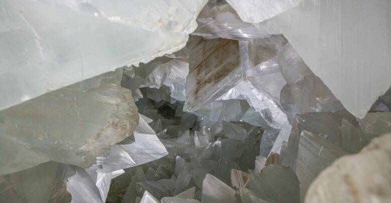 Pulpi Geode Seleniet Spanje - Pulpi  Geode Pilar de Jaravia Geoda Spain Spanien  