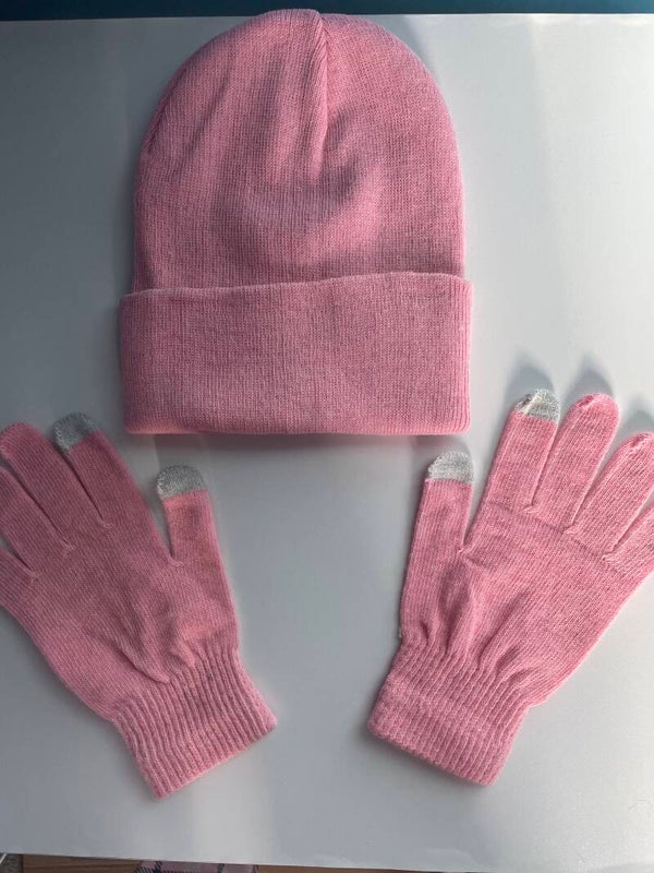 Adult Hat and Gloves