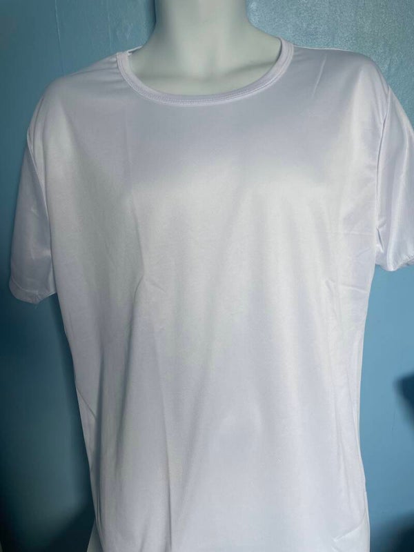 Men’s White Top size Xl