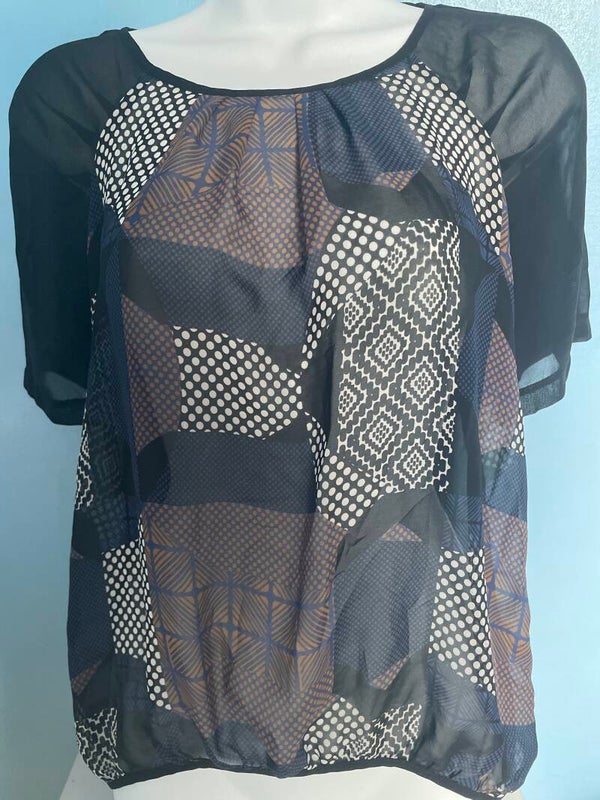 Woman’s Top size 10