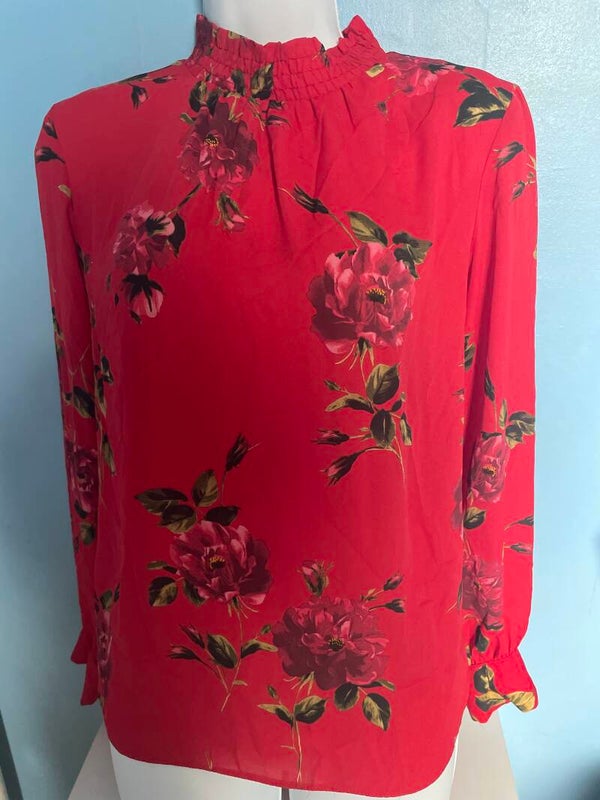 Red top size 12