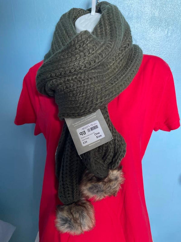 Scarf’s