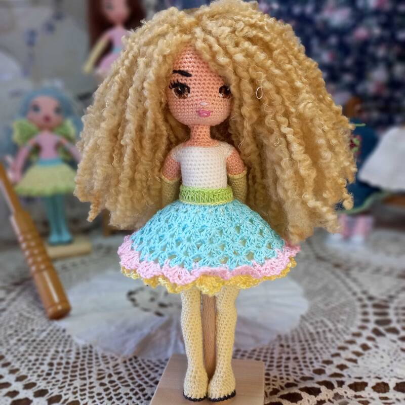 Darila za deklice in ženske. Unikatne portretne lutke. 