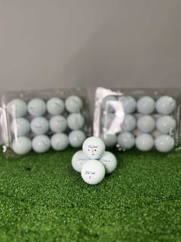 Titleist AVX Laatu A