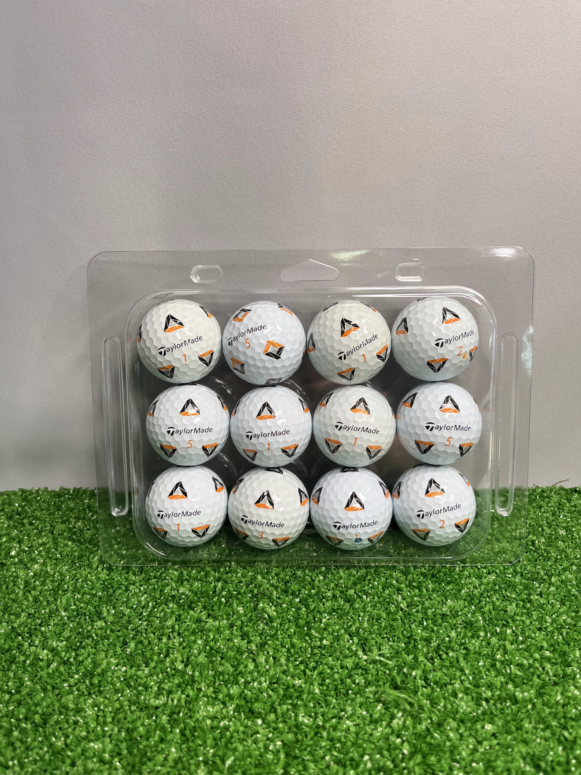 TaylorMade TP5x Pix Laatu A 12kpl