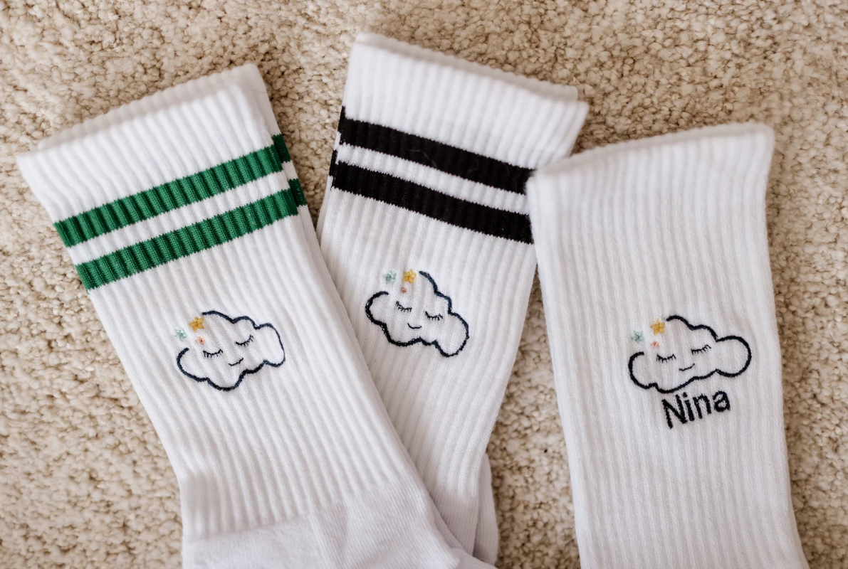 Sokken Boven De Wolken
