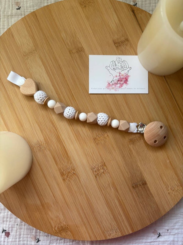 Attache tétine crochet blanc