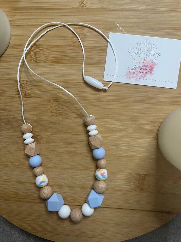 collier d'allaitement bleu bois