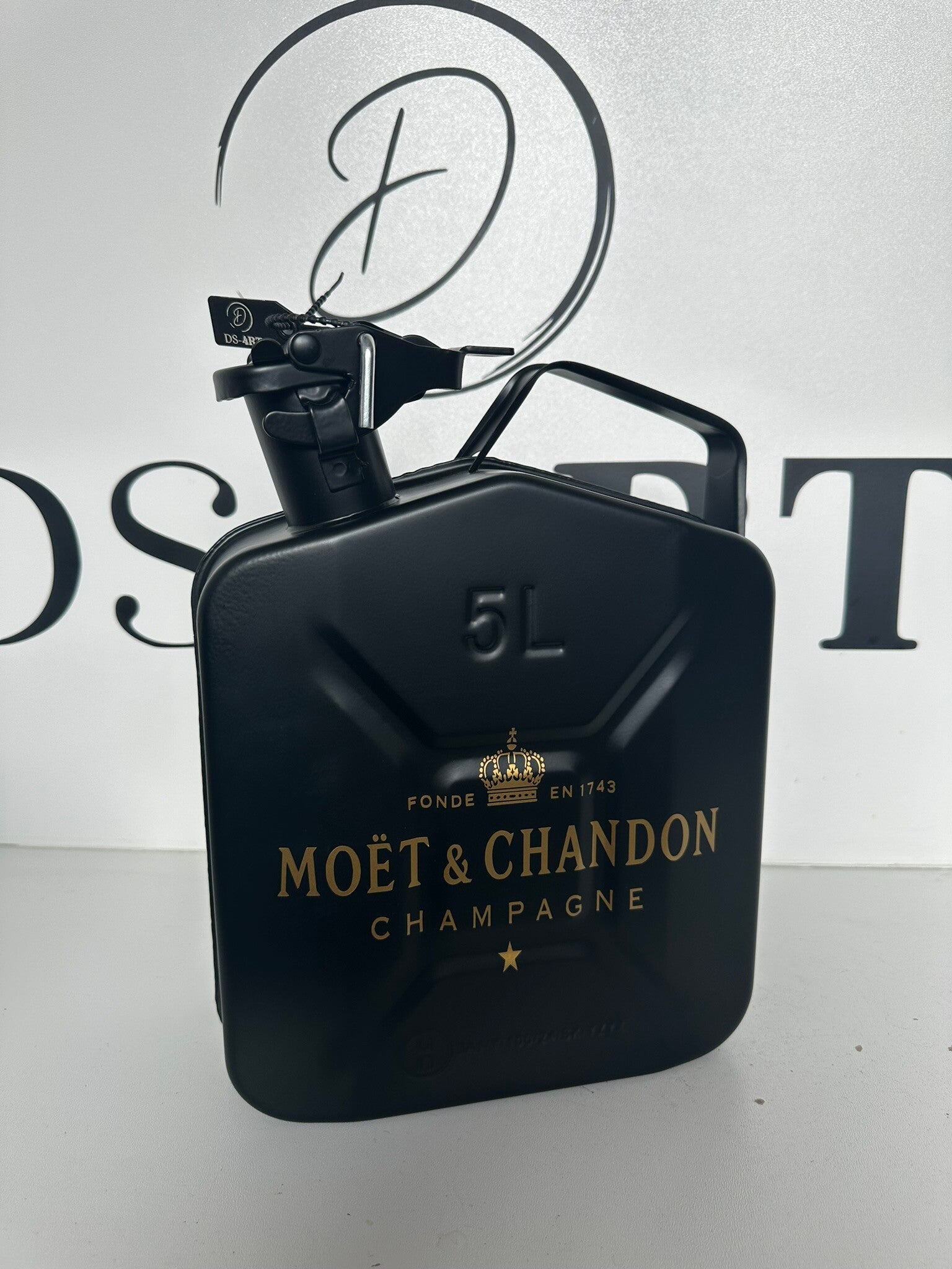 Moët & Chandon Jerrycan