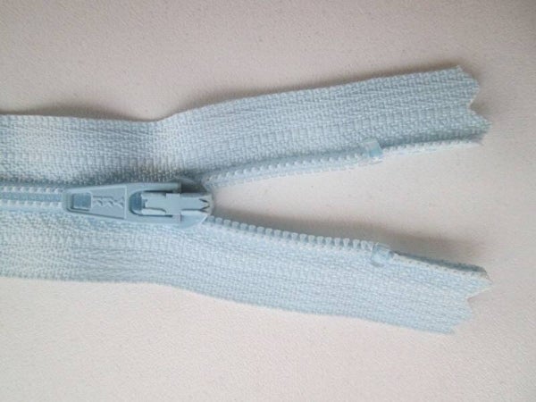YKK Fijne Spiraalrits Licht Blauw 542