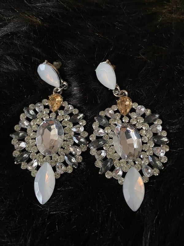 Statement oorbellen wit