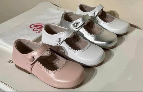 Girls shoes maryjane