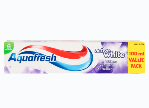 Aquafresh Tandpasta Active White 100 ml. Doos van 12 stuks. Stuksprijs: € 1,29