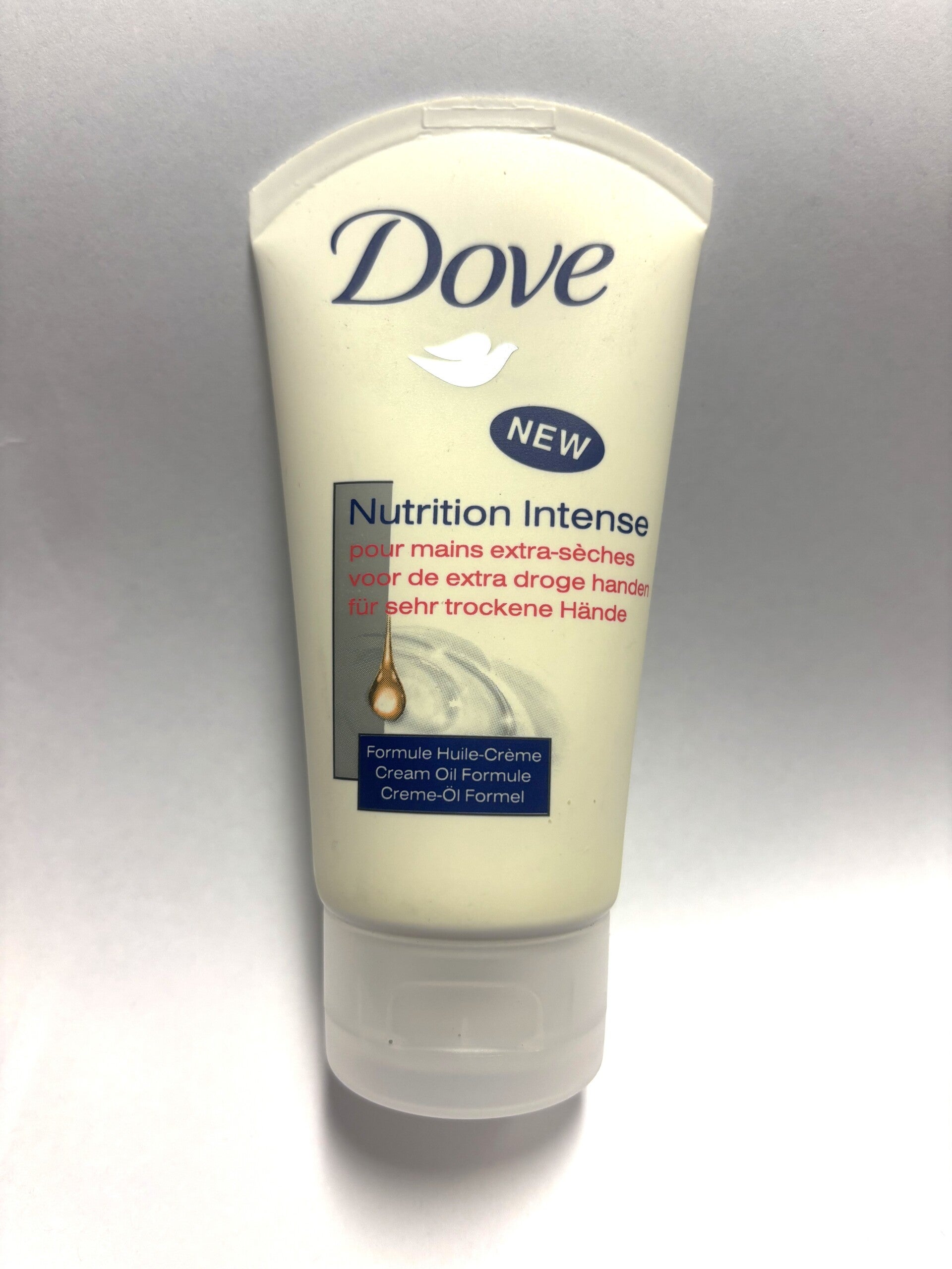 Dove Nutrition Intense Handcrème 75ml  Doos van 6 stuks  Stuksprijs: €1,35