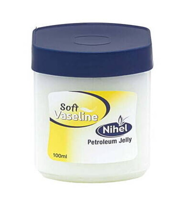 Nihel vaseline soft 100ml. Doos van 12 stuks. Stuksprijs: €1,00