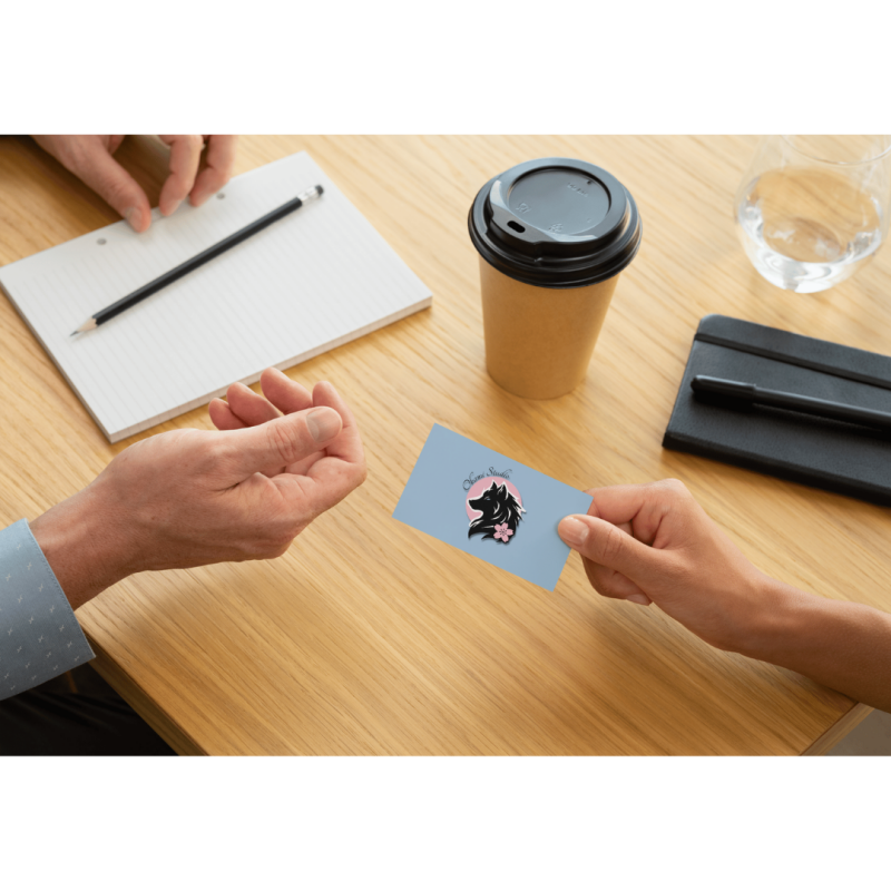 Mockup Carte de visite Okami Studio